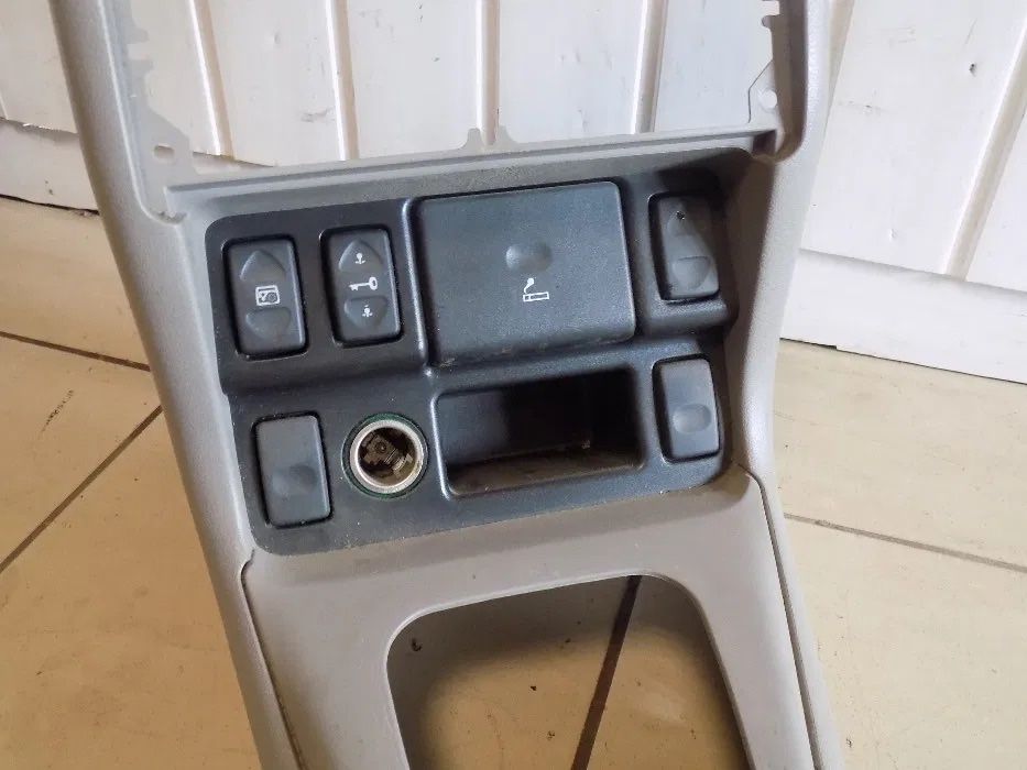 Центральна консоль панель ленд ровер фрілендер 1 land rover freelander