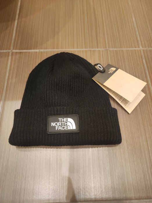 Czarna czapka the north face