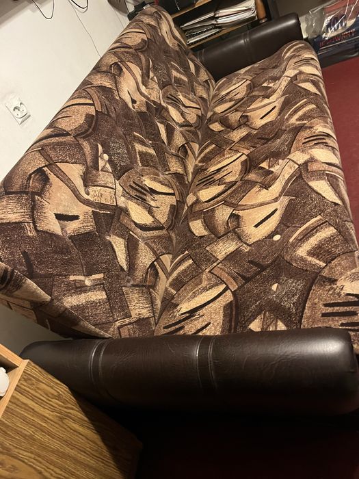 Wersalka rozkladana ze skrzynia na posciel