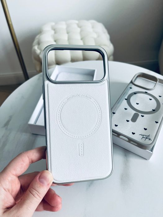 Нові преміум чохли біла шкіра для Iphone 17 pro max та 16 pro max