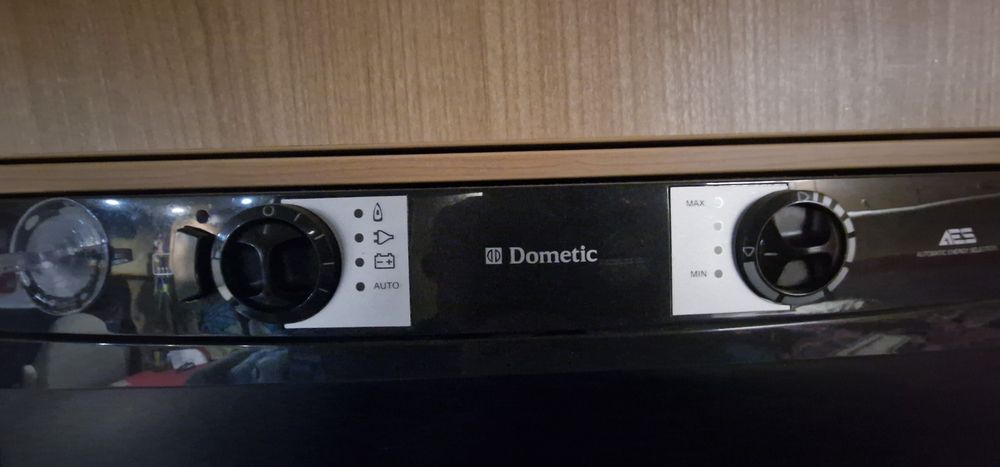 Frigorífico Trivalente DOMETIC