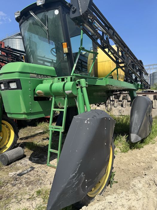 Оприскувач саморобний на базі John Dear 6500