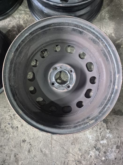 Купити ​Оригінальні сталеві диски R16 Peugeot / Citroën (4x108)