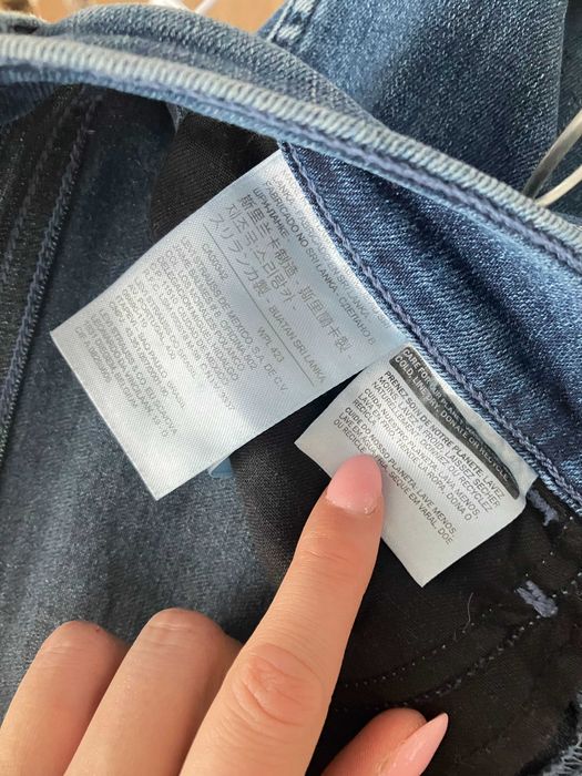Levi's Line 8 granatowe jeansy rurki slim 27