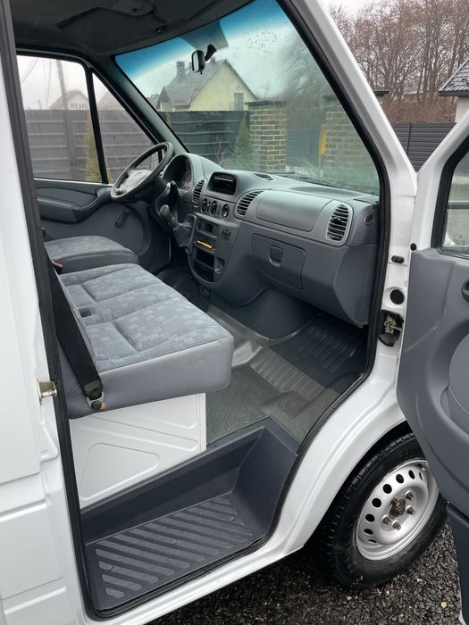 Свіжопригнаний Mercedes Sprinter