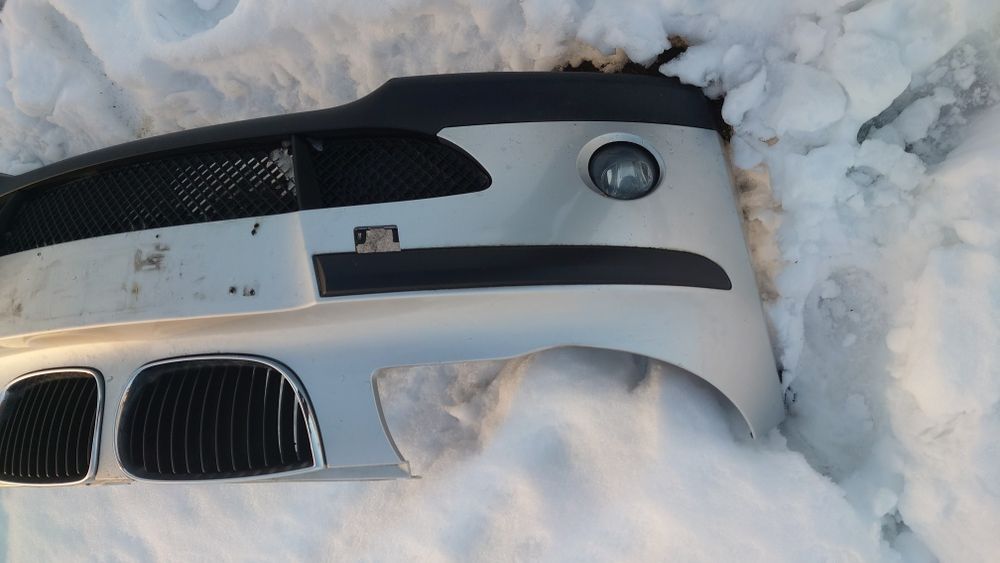 BMW e87  zderzak titansilber metalic