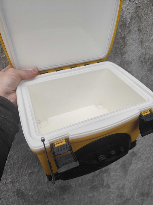 Радио -мини-холодильник