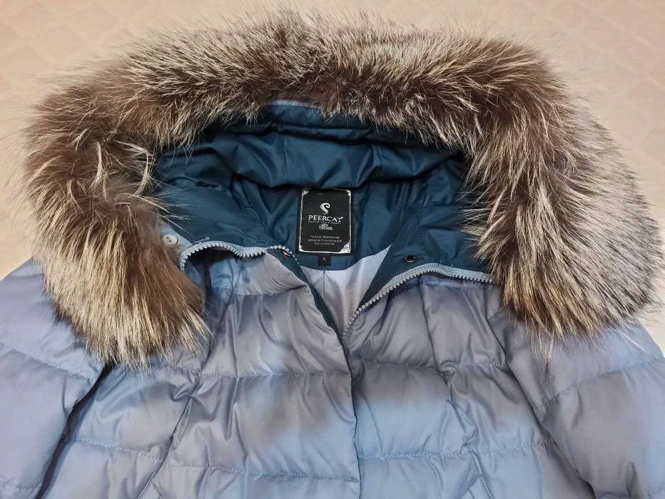 Куртка зимова жіноча з натуральним коміром чорнобурки
