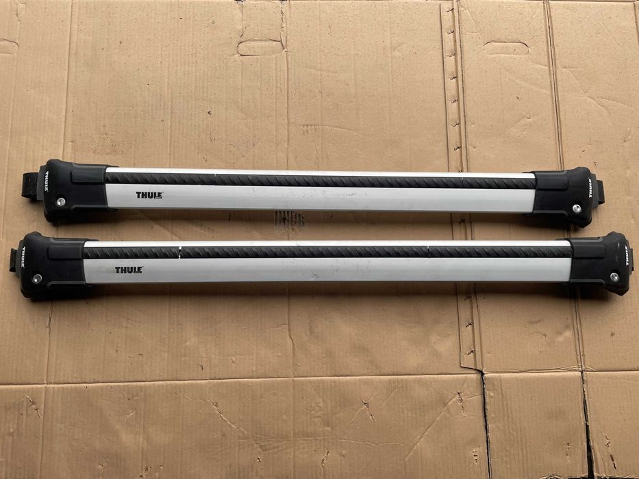Bagażnik dachowy relingi Thule Evo Raised Edge Silver