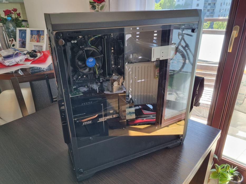 PC i5-9400F GTX 1660 6GB VRAM 16GB DDR4