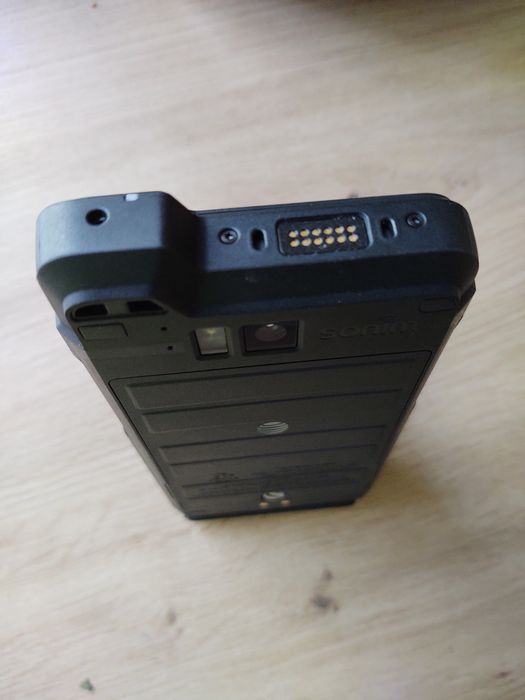 Продам защищённый смартфон Sonim XP8