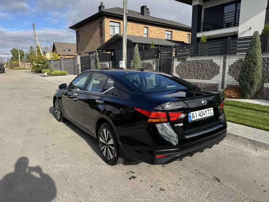 Продам Nissan Altima