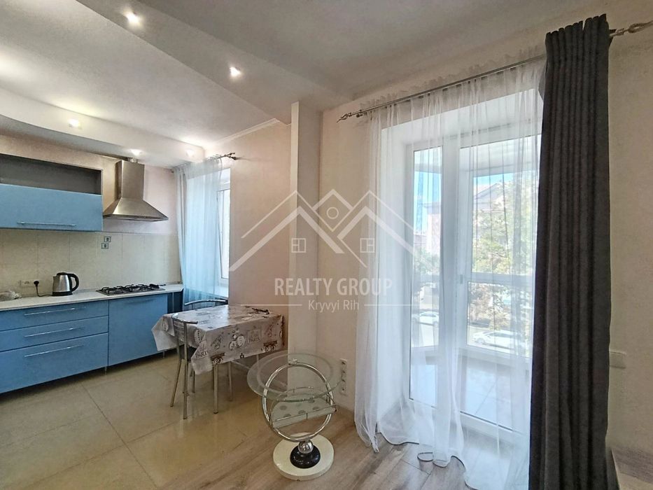 Продаж 1к "сталінки" з ремонтом та технікою на Гагаріна (Сертифікат)