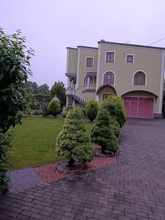 Терміново здається будинку р-н парку Шевченка!