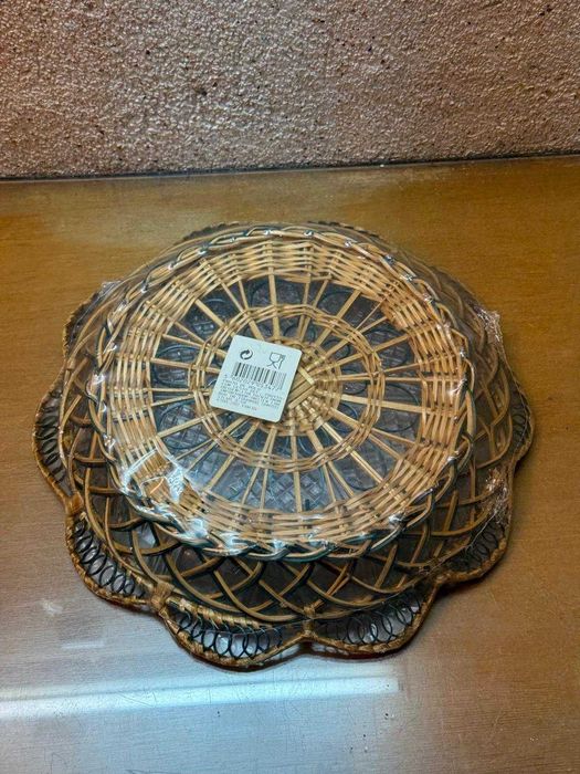 Decorative Glass Tray with Wicker Basket434038148653404161