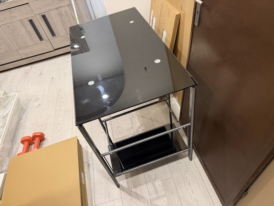 Secretária com boa arrumação