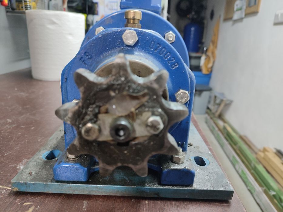 Motoreduktor BESEL 1.1 KW, 100 obr/min