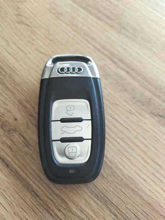 Kluczyk audi  A6 , A5 .A4.A3
