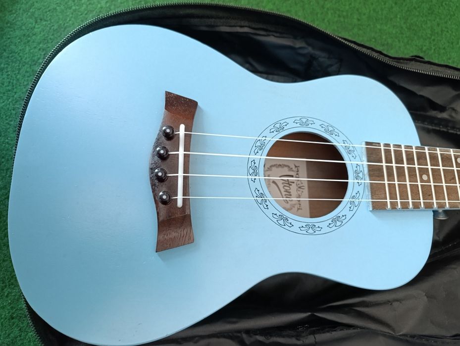Ukulele jak nowe