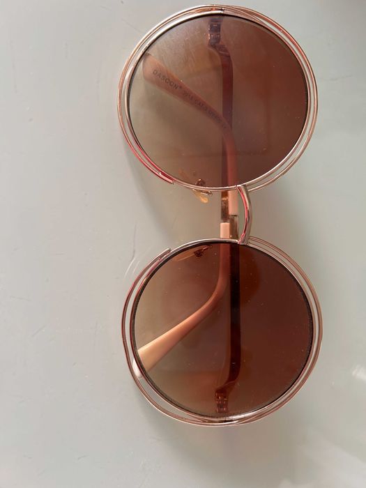 Oculos de sol com aros redondos