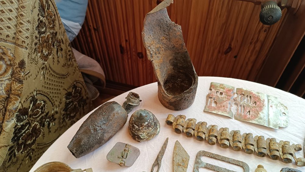 Guziki, klamry i inne wykopki