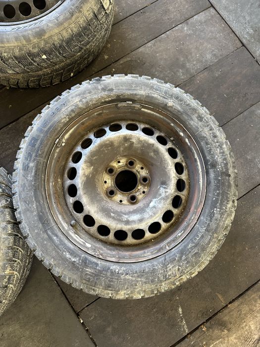 Komplet kół opony zimowe 215/55 mercedes w211 w210 r16 w203
