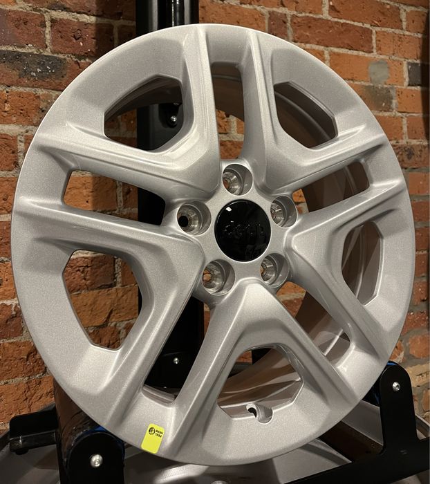 Alufelgi 16 Oryginalne 5x110 Jeep Compass Renegade Nowe Felgi