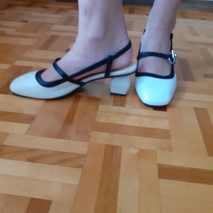 Nowe eleganckie buty,  czółenka. Rozm. 37