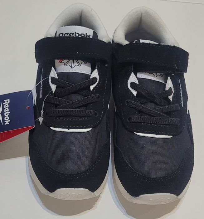 Reebok classic nylon 32