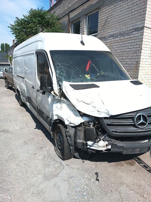 Продам  sprinter