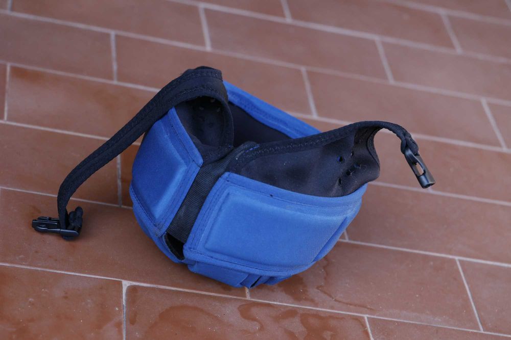 Capacete formato chapeu para desporto aquaticos - novo  - M