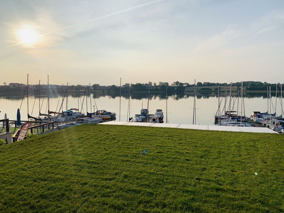 apartament/domek bliźniak do wynajęcia nad samym jeziorem Mazury Ryn