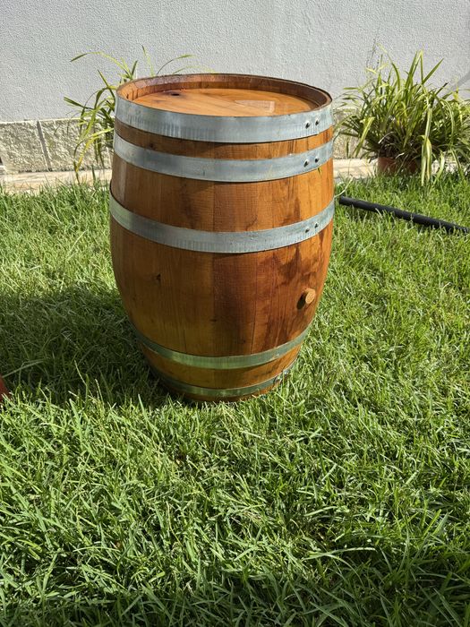 Pipo de 150 L  em madeira