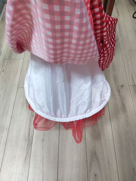 Плаття на дівчинку для свята - ярмарку на 9-10 років