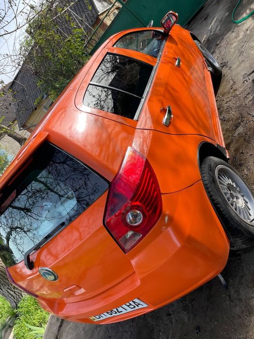 Джилі мк кросс 2013 року