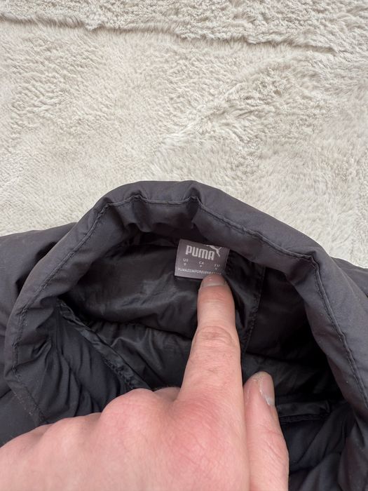 Жіночий мікро пуховик Puma розмір С стан хороший