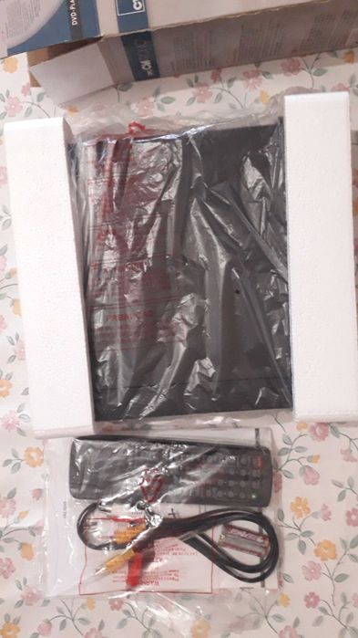 CLATRONIC DVD Player DVD 797 - NOVO, na caixa.