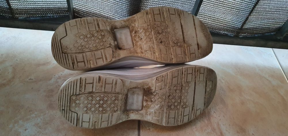 Sneakersy damskie Tommy Hilfiger rozmiar 39 wkładka 25cm