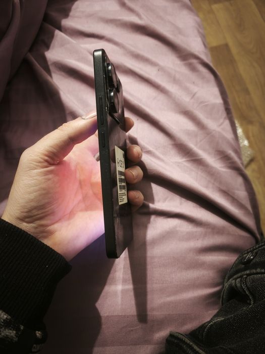 Продам Redmi note 13 pro 5g 12/256