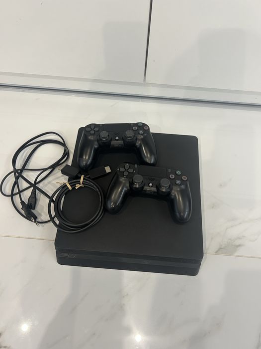 PS 4 slim 500 GB