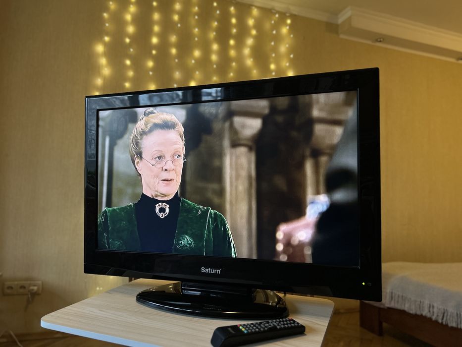 Телевізор Saturn 32" (модель TV LCD 326). Робочий.