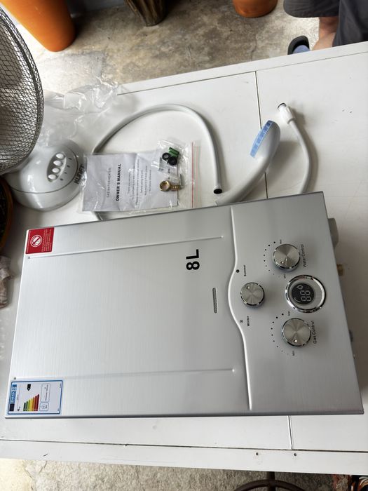 Esquentador NOVO 8l + chuveiro