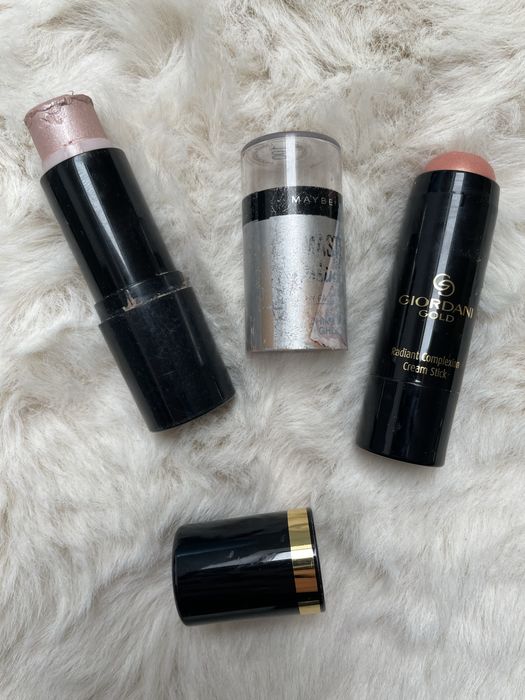 zestaw kosmetyków do makijażu ponad 120 szt dla makijażystki wizażystk