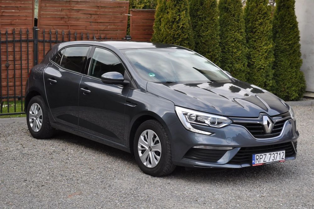 Renault Megane IV 1.3 TCE 116 KM – 2019 – Bezwypadkowy – Serwis ASO 134 tys.km