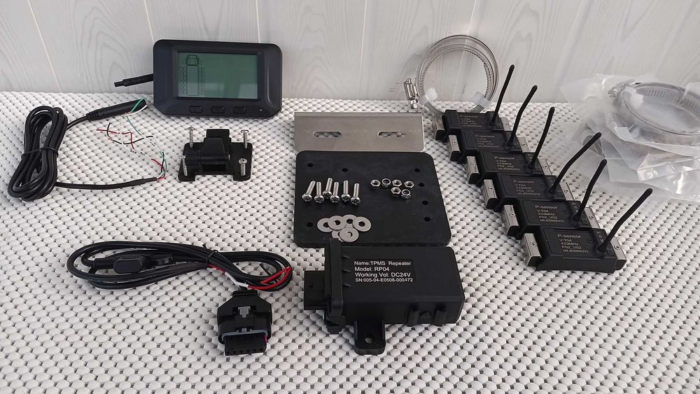 Датчики тиску  шин TPMS Truck для автобусів , вантажівок , причіпа