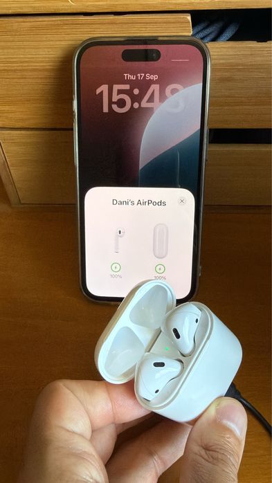 Apple AirPods (2.ª geração / 2019) – Excelente estado