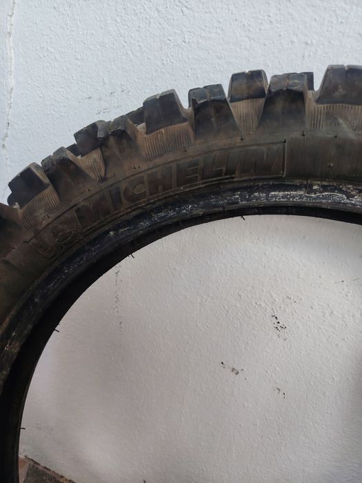 Pneus Michelin 19/jante/câmara de ar