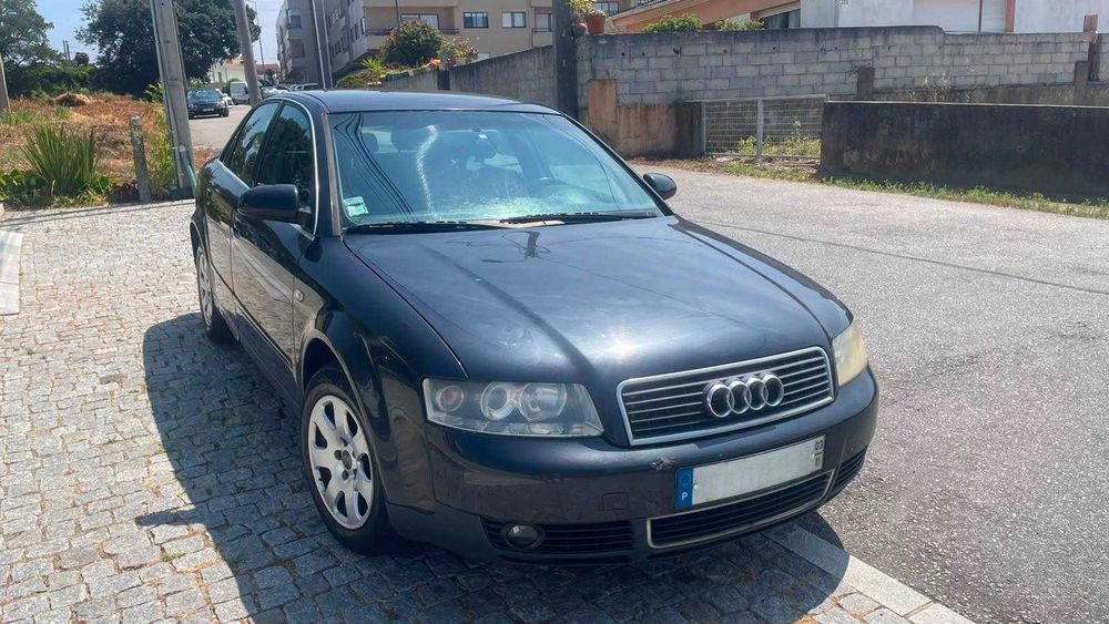 Audi A4 1.9 TDI de 2003 com 130 cv