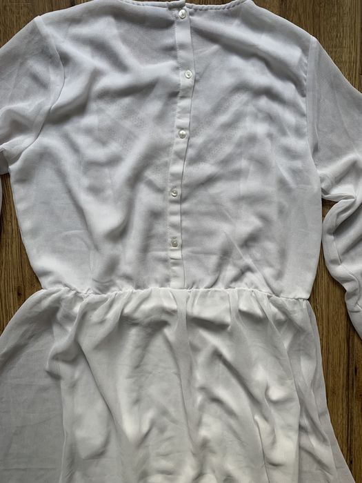 Sukienka biala mgielka L