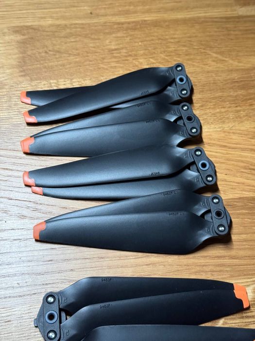 DJI Mavic 3. Пропелеры/лопасті з РЕЗИН. кінчиками.Ціна за комплект 4шт